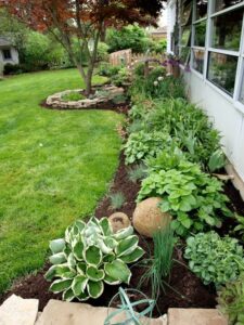 Best 22 Flower Bed Ideas to Brighten Your Outdoors