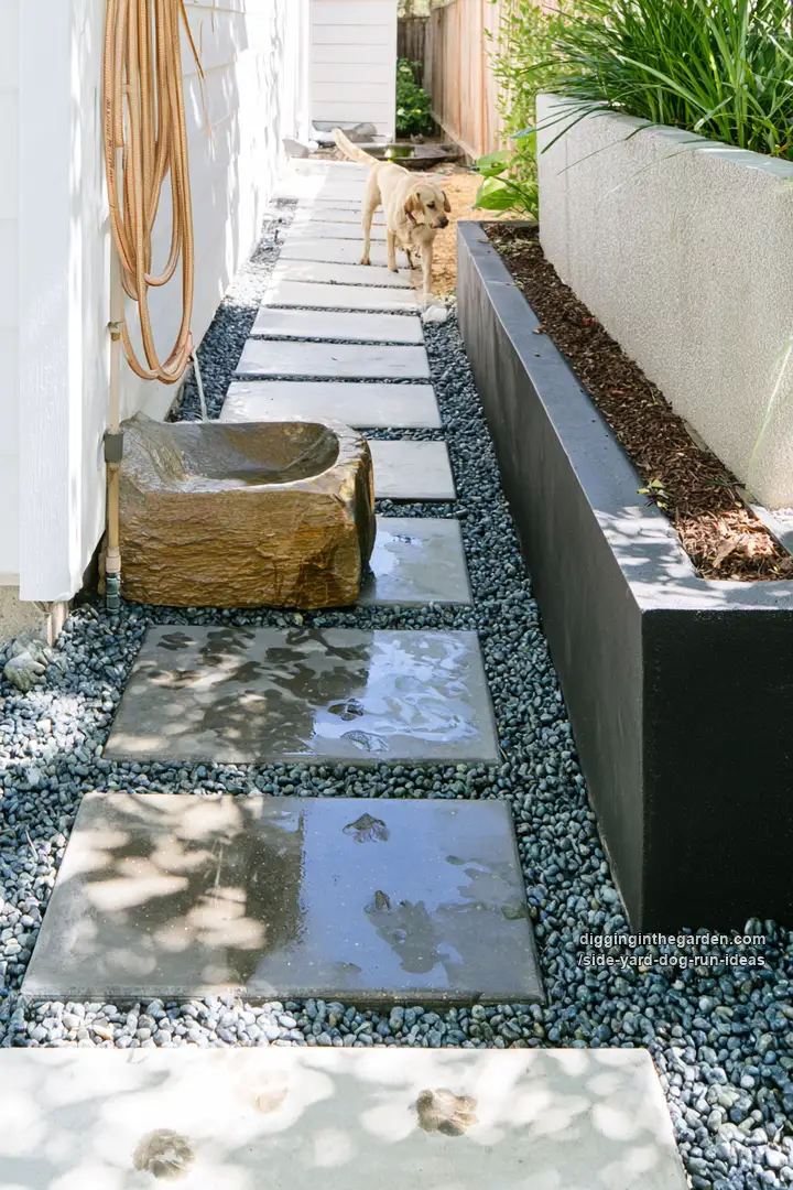 side-yard-dog-run-ideas 07